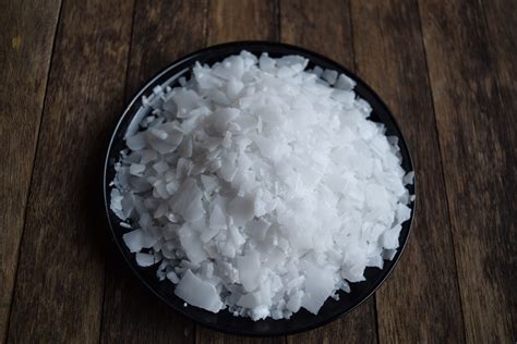 What Are the Types of Caustic Soda? Flakes, Pearl, Liquid - Infinity Galaxy