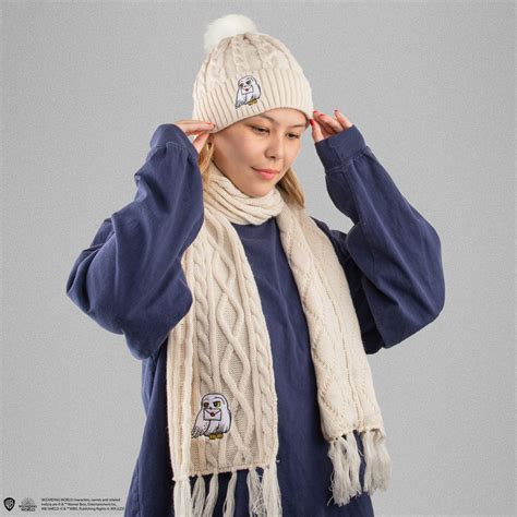 Hedwig Beanie and Scarf Set | Harry Potter | Cinereplicas ...
