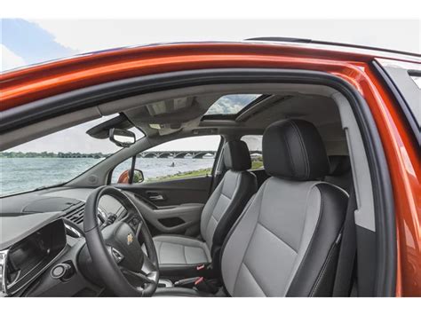 2015 Chevrolet Trax: 48 Interior Photos | U.S. News