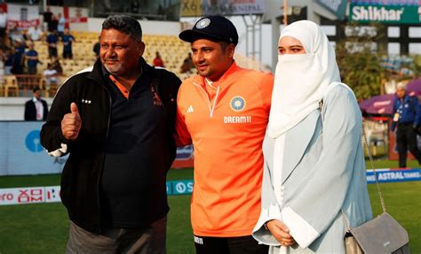 "My father wasn’t coming to ground initially" - Sarfaraz Khan elated to ...