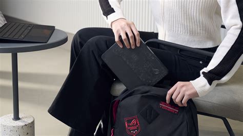 The 2025 ROG XG Mobile Leads New Era of eGPUs with Thunderbolt 5