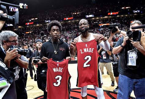 Zaire Wade Shows Out in Front of Dwyane Wade, LeBron James, and Carmelo ...