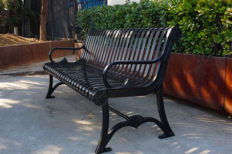 铁艺公园椅铸铁休闲双人座椅铸铝镀锌板户外带靠背高档小区欧式椅-阿里巴巴