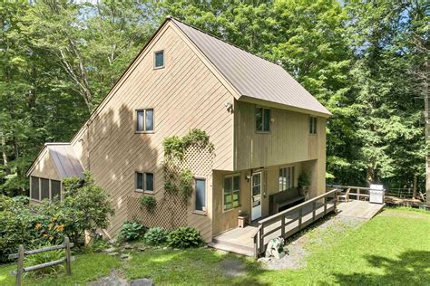 Hartford VT Real Estate | Hartford Vermont Homes For Sale 16 to 30 of 35