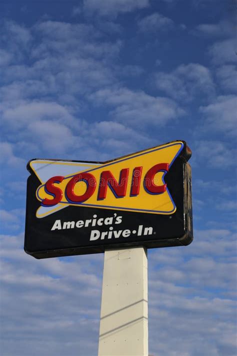 Sonic Americas Drive-in Elevated Sign with Logo an Inspire Brands ...