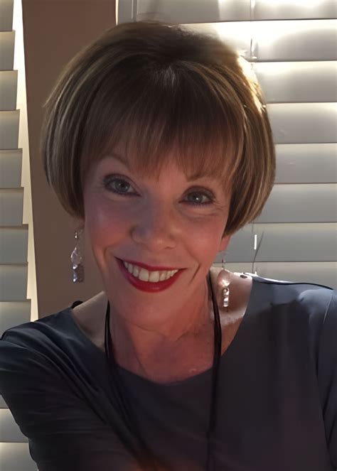 Funerals – Ira Kaufman Chapel