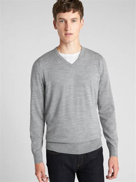 V-Neck Pullover Sweater in Merino Wool | Gap