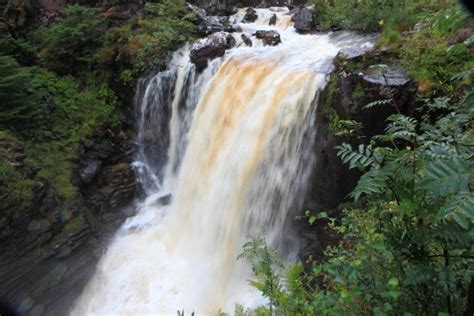 Small underwhelming waterfall swarmed by midges - Reviews, Photos ...