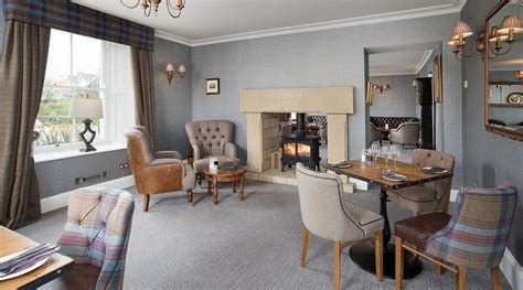 DUNSTANBURGH CASTLE INN (Embleton) - Hotel Reviews, Photos, Rate ...