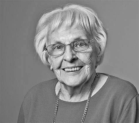 Ute Schmidt-Hackenberg ist tot