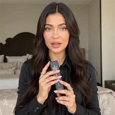 Kylie Jenner's Makeup Routine