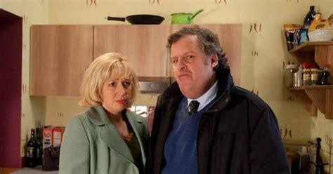 Coronation Street: Julie Carp to be reunited with Brian Packham - Daily ...