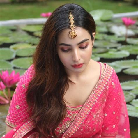 Traditional Maang Tikka Designs: Significance and Inspiration | South ...