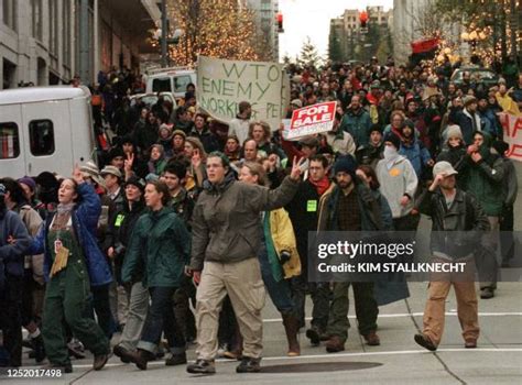Protest Against WTO 的图像结果