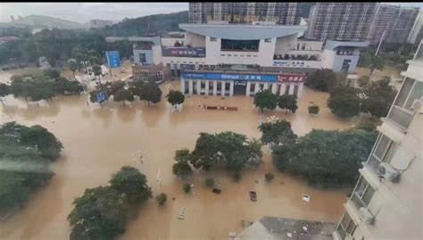 福州一消防车救援途中被洪水冲走，在外村民：联系不上家里人_腾讯新闻