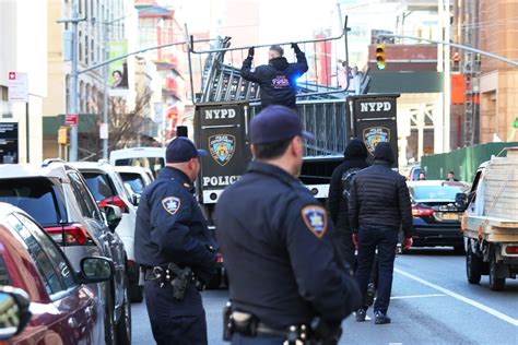 How Many New York City Police Officers Are Killed Each Year at Darlene ...