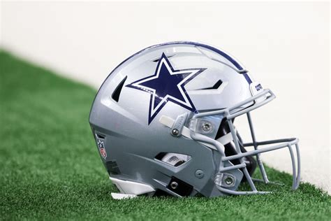 $92M Cowboys All-Pro Faces Second Surgery On The Same Foot In Gruesome ...
