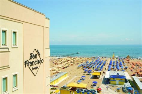 HOTEL SAN FRANCISCO SPIAGGIA (Rimini) - Hotel Reviews, Photos, Rate ...