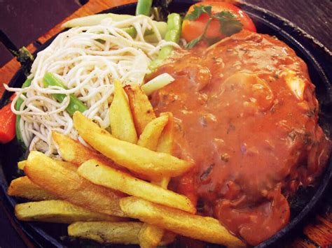 Budget Restaurants in Thamel | Cheap Restaurants in Thamel | HappyTrips.com