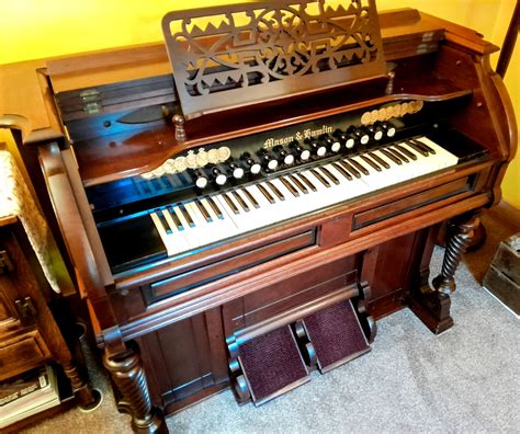 Harmoniums and Reed Organs For Sale