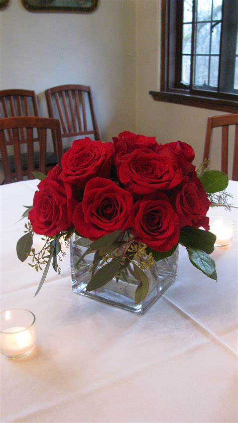 Simple and Elegant Red Rose Centerpiece