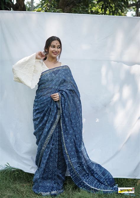 Cerulean Waves – Amrapali Boutique