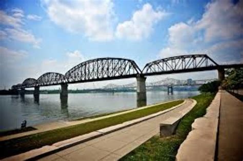 The Big Four Bridge, louisville, United States Of America - Top ...