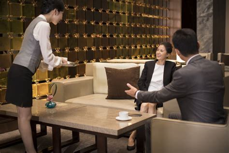 Business Meeting Invitation Poster 的图像结果