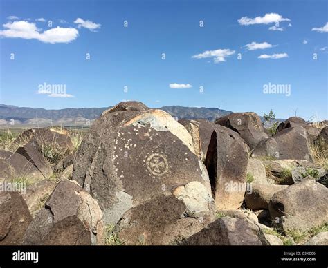 Petroglyphs of the native americans hi-res stock photography and images ...