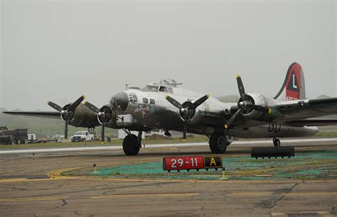 B-17 coming to Sikorsky Memorial Airport May 30-31