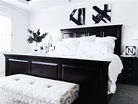 black and white bedroom ideas for small rooms