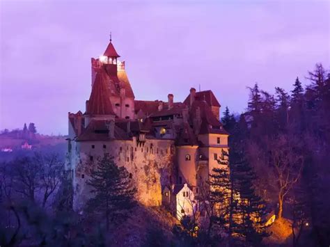 World's 10 most beautiful castles - Timeless symbols of history and ...