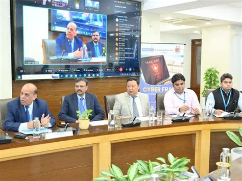 Bank Of India Holds Cyber Fraud Awareness For CRPF