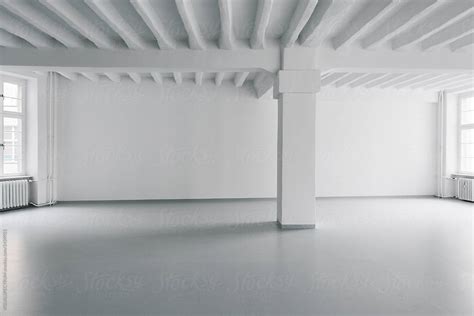 Empty Building Space 的图像结果