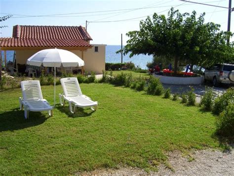 BEACH BUNGALOWS (Kypseli) - Apartment Reviews, Photos, Rate Comparison ...