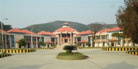 ಪರಿಶಿಷ್ಟ ಪಂಗಡಗಳ ಪಟ್ಟಿಗೆ ಮೈತೈ ಸಮುದಾಯದ ಸೇರ್ಪಡೆಗೆ ನಿರ್ದೇಶನ ನೀಡುವ ಮಣಿಪುರ ...