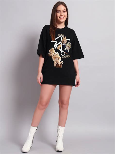 WOMEN'S LABUBU GANG PRINTED OVERSIZED T-SHIRT (BLACK)
