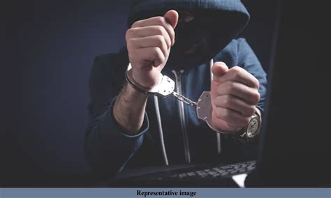 Hyderabad Stock Trading Fraud: 2 Bengaluru Residents Arrested ...