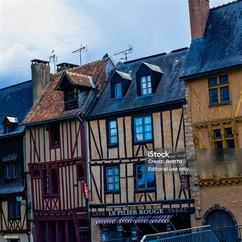 Vintage Architecture Of Old Town In Le Mans Maine France Stock Photo ...