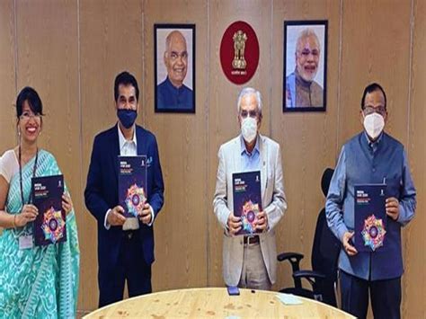 NITI Aayog presents India's 2nd Voluntary National Review at UN's High ...