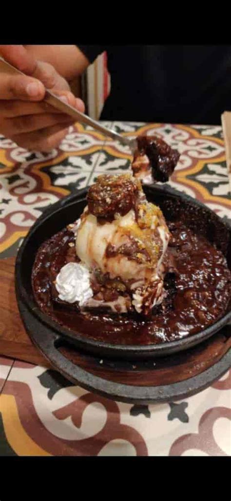 Top 10 pubs & bars in Kochi, Kerala, august 2025 - Restaurant Guru