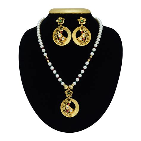 Vintage Collection - Traditional Pearl Necklace in 6mm White Round ...
