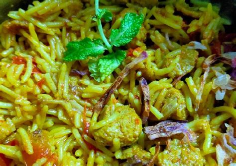 Soya Chunk Biryani Recipe by indrani - Cookpad