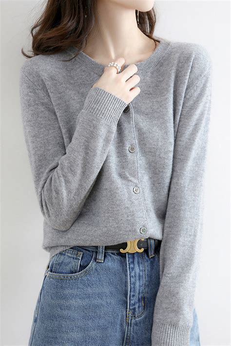 Round Neck Wool Knit Cardigan - 12 Colors Available – liwisi