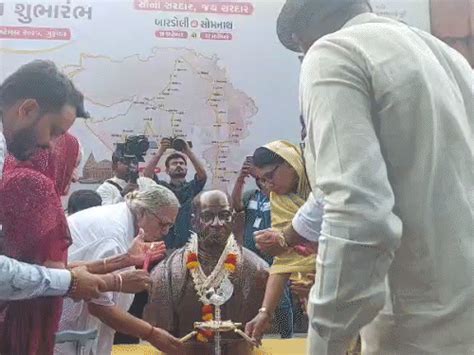 Historic Sardar Sanman Yatra launched from Bardoli today , Covering 18 ...