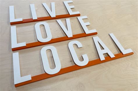 Local Band Sign 的图像结果