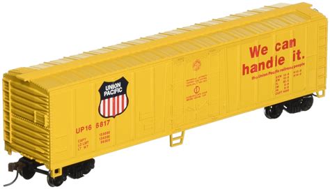 Buy Bachmann Trains - 50' Steel Reefer - UNION PACIFIC - HO Scale ...