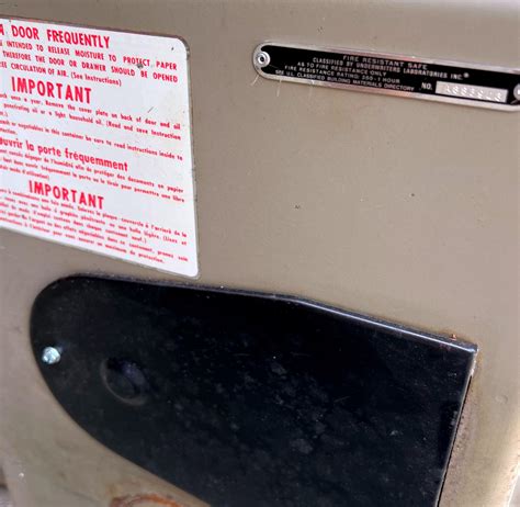 Vintage Sentry Floor Safe With Combination | #4661141313