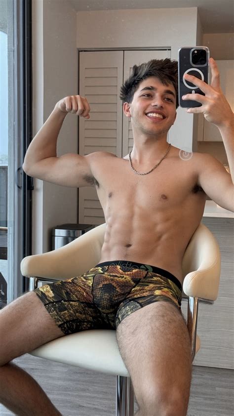 @willworkfornudes on Tumblr