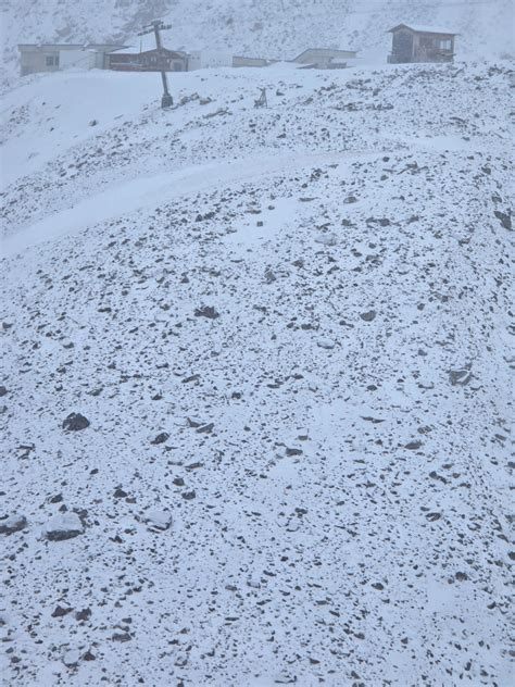 Snow report Stubai Glacier, 10/25/2025